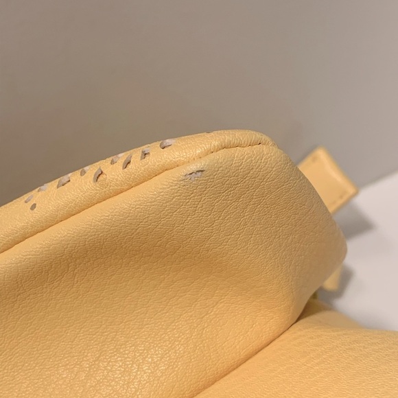 5/$25 LC Lauren Conrad Yellow Crossbody - Picture 7 of 10